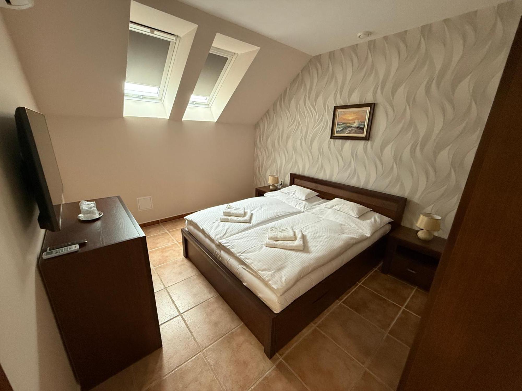 Spa & Wellness Hotel Orchidea Veľký Meder Esterno foto